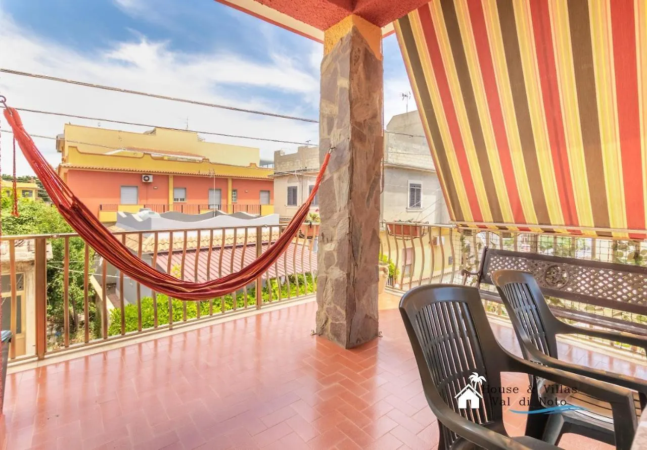 Apartment Dimora In Riva Al Mare